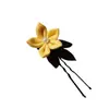 Moldeador de moño de flor para peinados de moño fáciles, accesorio de moño para primavera y verano para la parte posterior de la cabeza, accesorio para el cabello hecho a mano
