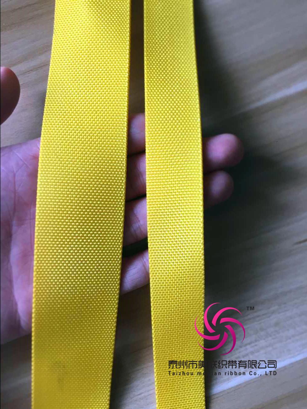 26ABEEDDE22A1A3AE0253813EF39F1