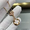 Nuevo collar de doble flor con forma de diamante de alta gama Lvjia para mujer, aretes de trébol de cuatro hojas de nácar rosa natural con flor puntiaguda, cadena versátil para la clavícula