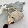 Bolsa de Bowling Exclusiva com Rebites da Moda para Mulheres 2025 Nova Coleção Outono e Inverno Versátil de Nicho Retrô Bolsa de Mão Bolsa de Ombro