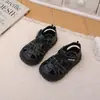 Zapatos de Playa Antideslizantes 2026 para Niños, Sandalias Cerradas para Niños Pequeños, Estilo Nuevo de Verano con Suela Suave para Niños, Niñas Beige, Negro, Otros Colores