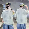 Camiseta de Manga Corta a Cuadros de Verano Moderna para Niños, Corte Holgado, Estilo Coreano, Top Casual Degradado para Niños Mayores, Nueva Camiseta de Moda de Verano