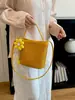 Bolsa Feminina Transfronteiriça Grande Capacidade Bolsa de Ombro Único Bolsa Tote Feminina para Férias na Praia Henggeng Novo Estilo Versátil para o Dia a Dia Bolsa Quadrada Pequena