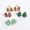 Pendientes navideños de resina con forma de árbol de Navidad, hombrecito de jengibre y muñeco de nieve, en stock.