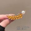 Broche de Mariposa con un Estilo de Alta Gama, Lujo Ligero, Nicho y Minimalista, Usado como Pin para Ropa de Trajes, Accesorio de Moda de Perlas