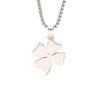 Collar de trébol de acero de titanio 2024 nuevo, cadena de suéter de acero inoxidable de nicho para hombres y mujeres, collar ligero de moda de lujo para viajeros