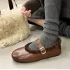 Zapatos Mary Jane cálidos forrados de pelo 2026 invierno correa de una hebilla zapatos Birkenstock de piel de vaca suela plana zapatos de algodón
