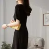Vestido de seda de amoreira preto para mulheres, novo estilo verão 2026, decote V elegante, modelador, estilo universitário, vestido de seda para mulheres baixinhas