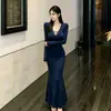Vestido de Manga Larga con Cuello en V Estilo Francés para Mujer Madura, Otoño, Transfronterizo, Ceñido a la Cintura, Adelgazante, Ajustado a las Caderas, Falda Larga de Cola de Pez