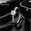 Anillo Xuping de Lujo Ligero con Incrustaciones de Diamantes para Mujer, Anillo de Aleación Ajustable de Gama Alta, Anillo de Compromiso y Boda Moderno y Único