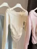 Top de punto con un hombro, diseño estilo francés, mariposa, manga larga para mujer, Nuevo Primavera 2026, sin hombros, impresionante camisa básica