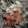 Roupa Íntima Masculina de Seda Satinada Leve de Luxo com Ar Condicionado, Seda Gelada de Verão, Boxer Macio, Sedoso e Respirável, Boxer de Cintura Média Cor Nude