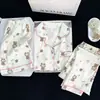Conjunto de Pijama de Tres Piezas Simple Casual de Nube Verano Nuevo Manga Corta Shorts Pantalones Largos Ropa de Casa Delgada Verano Lindo
