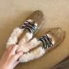 Versión de cuero suave~Zapatos planos estilo ballet cálidos con terciopelo retro francés para mujer, correa cruzada, suela plana, zapatos peludos, zapatos Mary Jane