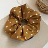 Elástico de Cabelo Scrunchie Dupla Camada com Bolinhas em Tecido, Laço de Cabelo com Atmosfera Doce e Suave para Rabos de Cavalo Altos e Penteados Presos para Mulheres