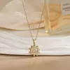 Colar para Mulheres, Flor de Zircônia Bauhinia Giratória da Moda Nicho Moda Novo Design Pingente Titânio Aço Colar de Temperamento
