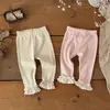 Calça Comprida Nervurada Vazada Estilo Ins de Verão para Bebês e Crianças Pequenas, com Barra Flare e Acabamento em Renda Flor de Ameixa para Passeios de Princesa de Meninas