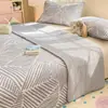 Um lado algodão puro, um lado fleece capa de cama peça única todas as estações universal algodão total acolchoado lençol de cama protetor de cama tatami conjunto de três peças