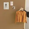 Roupas para Meninas 2026 Primavera/Verão Novo Estilo Super Fofo Gatinho Bordado Graffiti Macacão Conjunto de Calças Casuais para Meninas Tendência