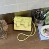 Bolso de novia con diseño único y sensación de alta gama, bolso cruzado, bandolera, bolso versátil estilo universitario Cambridge, bolso pequeño cuadrado de color liso para mujer