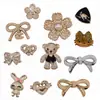 Venta al por mayor de fábrica cruzada Accesorios para zapatos DIY Estilo Metal ABS Flor de zapato con pedrería Hebilla de zapato con pedrería Caja Hebilla Caja