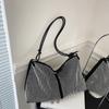 Bolso de diamante brillante para mujer 2023 nuevo simple moda gran capacidad bandolera de hombro bolso de mano estilo occidental texturizado