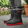 Botas de Chuva de Cano Médio da Moda Transfronteiriça para Homens, Calçado Externo de Sola Grossa, Sapatos de Pesca Versáteis, Sapatos de Borracha Antiderrapantes para Cozinha, Sapatos Impermeáveis para Lavagem de Carro para Homens