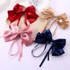 Procesamiento Personalizado de Pinzas para el Cabello con Lazos de Cinta Multicolor, Pinzas para el Cabello con Lazos de Nuevo Estilo, Modernas y Versátiles, Disponibilidad de Personalización en Grandes Cantidades