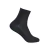 Jilin Luren Socks Produce Calcetines de Malla para Verano de Caña Media Estilo de Negocios Transpirables Delgados para Hombre Hechos de Seda de Morera