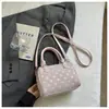 Bolsa Coreana de Nicho com Bolinhas para Mulheres, Nova Bolsa Transversal Versátil 2026, Toque de Luxo, Bolsa de Mão, Bolsa Almofada, Bolsa Cilindro