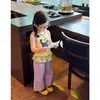 Conjunto de Verano Estilo Coreano para Niñas 2026 Nuevo Modelo, Camiseta sin Mangas Dulce y Linda con Tirantes de Gatito, Pantalones Rectos Morados para Bebés