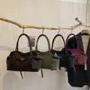 Bolso de Gran Capacidad para Viajes Transfronterizos para Mujer 2025 Nueva Moda Elegante Personalidad Bolso de Hombro para Debajo del Brazo Bolso de Mano Sencillo Bolso Tote