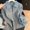 Cárdigan de punto con cuello, manga larga, patchwork de mezclilla y doble cremallera para mujer, nuevo estilo otoño e invierno, suéter casual versátil de dos piezas simuladas