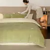 Nuevo Juego de Cuatro Piezas de Terciopelo de Leche, Cubre Edredón de Felpa de Terciopelo Coral Francés Retro, Juego de Cama de Invierno de Lana de Tres Piezas