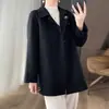 Chaqueta holgada informal elegante de manga larga con cuello de muñeca de lana pura y hebilla de estilo nacional chino para mujer con bolsillo