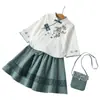Nuevo estilo niña estudiante bordado de flores retro más falda corta traje estilo chino niña Hanfu más traje con bolsa