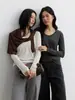 Camiseta básica de lana de acetato para mujer de otoño e invierno, camiseta de cuello en U de Tencel Lyocell estilo coreano, top de punto a rayas de manga larga ajustado