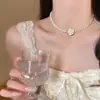 Camélia Costura Colar de Pérolas Estilo Francês das Mulheres Super Fada Doce Design Clavícula Cadeia Suave Luz Luxo All-match Colar para o Verão