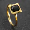 Anillo Cuadrado Soldado de Acero Inoxidable Nuevo Transfronterizo Piedra Natural Anillo de Pareja Simple Chapado en Oro de 18K Joyería de Acero de Titanio