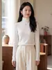Suéter de punto de lana pura sin costuras de cuello alto con hilo Yangzi para mujer, jersey fino de manga larga ajustado, camiseta base, suéter de otoño