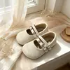 Sapatos Mary Jane de linho trançado estilo floresta retrô para meninas, novos sapatos de princesa para bebês com sola macia para primavera e outono, sapatos Birkenstock