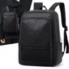 Mochila xadrez leve estilo executivo, mochila masculina moderna para o dia a dia, adequada para viagens de negócios, com grande capacidade para carregar computadores e documentos