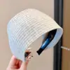 Diadema de punto de ala ancha de color sólido para otoño e invierno para mujer, accesorio para el cabello de alta gama, nuevo modelo 2025, diadema deportiva simple para lavarse la cara