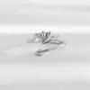 Anillo de Estrella de Cinco Puntas para Mujer Lujo Ligero Diseño de Nicho Alto Nivel Estilo Coreano Anillo Sencillo de Plata para Dedo del Pie Anillo Sencillo para Dedo del Anillo Estudiante
