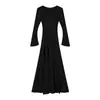 Vestido Elegante de Cor Sólida com Decote V e Manga Flare para Outono e Inverno, Corte Justo, Combinado com um Casaco, Vestido Longo Evasê que Marca a Cintura