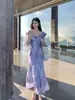 Preço Especial, Sem Devoluções ou Trocas"Flor Begônia" Férias Românticas Francesas Vestido com Babados Corte Diagonal 88659