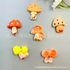 Acessórios Coloridos de Cogumelo de Resina Simulada, Presilhas de Cabelo de Cola Cremosa, Elásticos de Cabelo, Capas de Celular, Ímãs de Geladeira, Adesivos para Casa de Brincar DIY