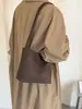 Bolso cubo tejido vintage para mujer 2026 nuevo modelo bolso cubo de gran capacidad para el trabajo y los desplazamientos bolso de hombro bolso de mujer