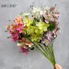 Filme de simulação pequena jasmim 3 cabeças Hemerocallis lírio layout de auditório de casamento adereços fileira de flores decoração adereços de fotografia hidratante