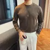 Camiseta Masculina de Outono Levemente Solta de Manga Longa Camada Base Slim Fit Versátil para o Dia a Dia Roupas de Outono Camiseta